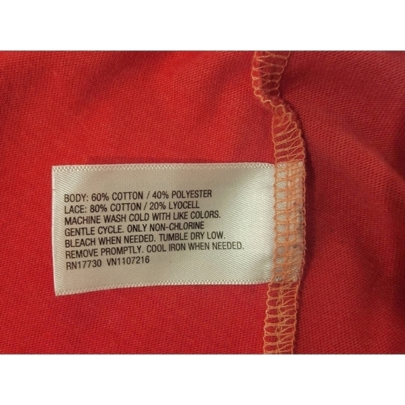 Mossimo Supply Co. Tanktop - Picture 6 of 6